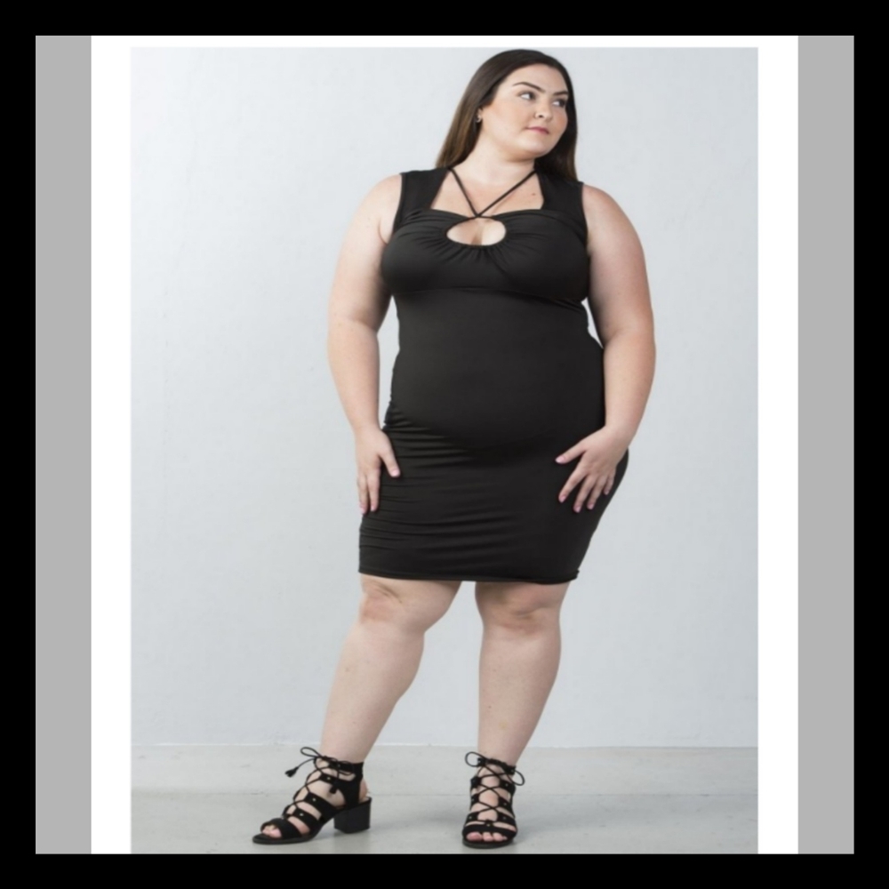 Ladie plus size plunge bodycon dress